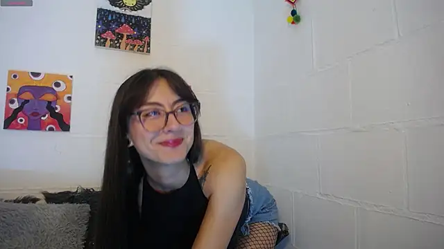 Snapshot of _IR1S_ chatting on 21, 2, 2026 IR1S online show from 21, 2, 2026