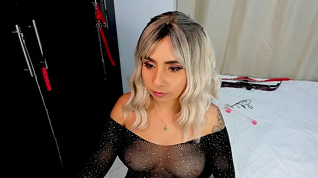 Emilyvalk  online show from 16, 2, 2026