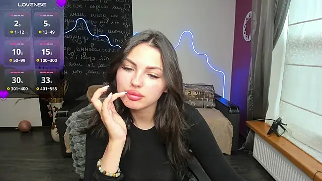 KittyShenson online show from 30, 5, 2026