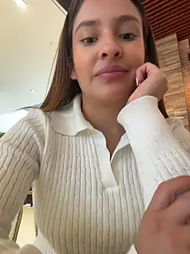 Talia Bonet online show from 5, 4, 2026