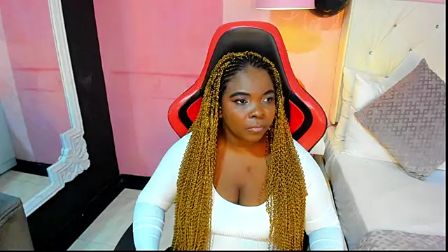 Snapshot of EvaTyson chatting on 1, 11, 2025 EvaTyson online show from 1, 11, 2025