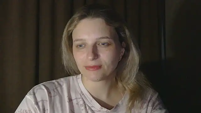 ElisSky301 online show from 3, 2, 2026