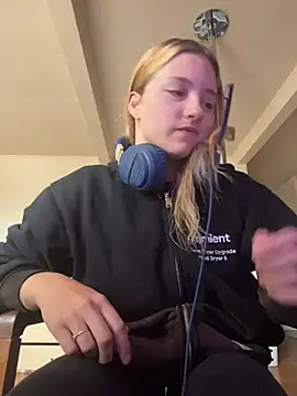 xoxokehlani online show from 24, 6, 2026