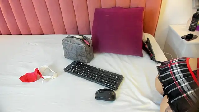 Celina Kyle1 online show from 24, 11, 2025