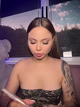 Beella1  online show from 22, 11, 2025