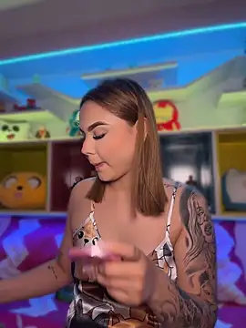 Beella1  online show from 7, 5, 2026