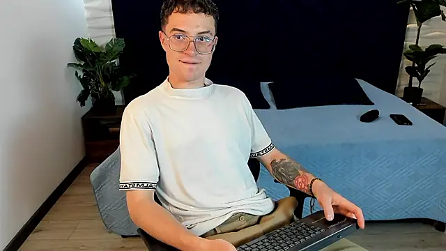 Snapshot of Lil_James chatting on 13, 2, 2026 Lil James online show from 13, 2, 2026