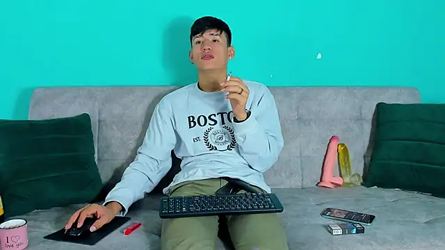 Nicolas Torres  online show from 13, 11, 2025