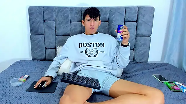 Nicolas Torres  online show from 4, 11, 2025