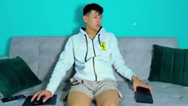 Nicolas Torres  online show from 23, 11, 2025