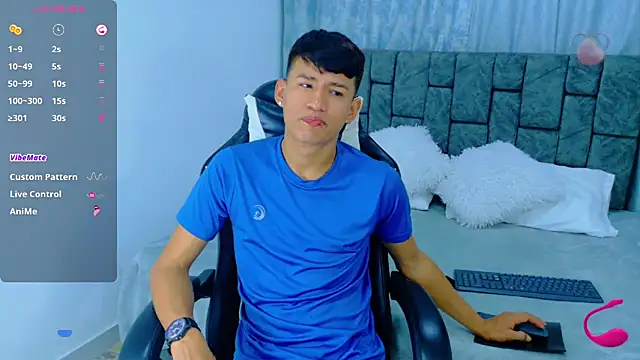 Nicolas Torres  online show from 21, 10, 2025