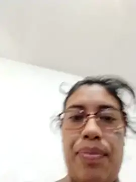 Chicattoo69 online show from 6, 11, 2025