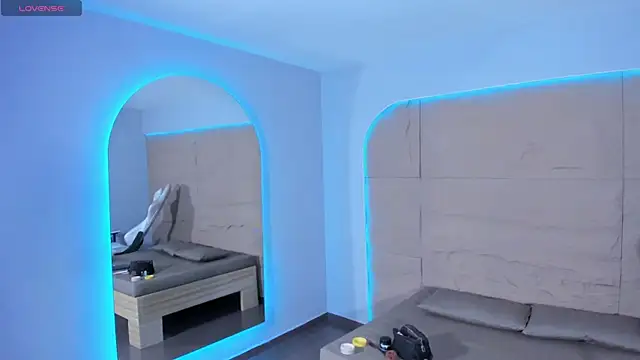 Viana dior online show from 1, 12, 2025