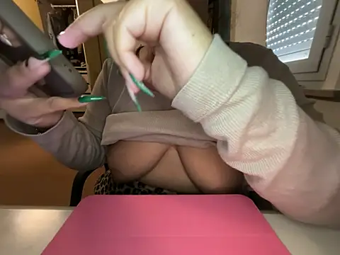 gatitalocahot online show from 26, 2, 2026