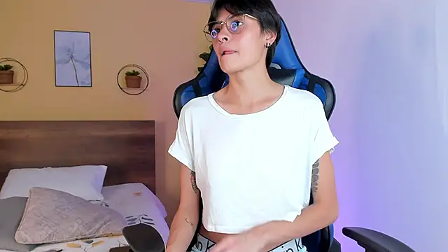 MartinnaGrecco online show from 21, 11, 2025