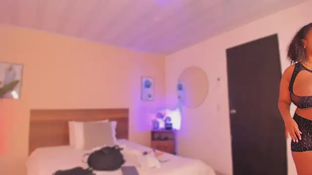 YariRose online show from 18, 12, 2025