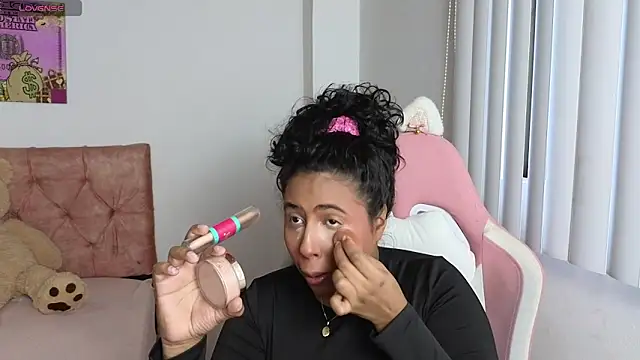 Valery lovexx online show from 17, 11, 2025