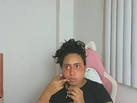 Valery lovexx online show from 21, 11, 2025