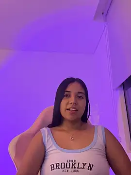 aly nicols online show from 5, 12, 2025