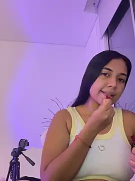 aly nicols online show from 22, 12, 2025