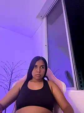 aly nicols online show from 18, 11, 2025