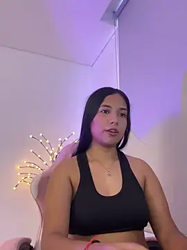 aly nicols online show from 11, 2, 2026