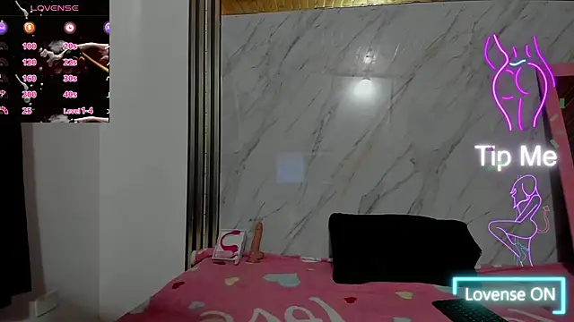 Sasha Blonde online show from 11, 11, 2025