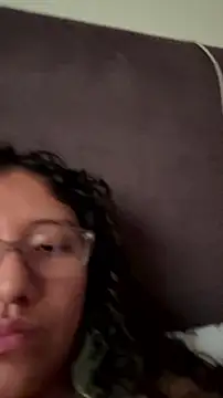 Snapshot of Kmiii21 chatting on 3, 7, 2026 Kmiii21 online show from 3, 7, 2026