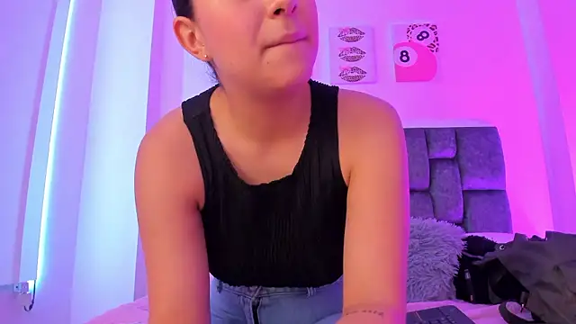 kittymonroe1 online show from 5, 3, 2026