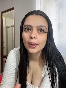 Selena Roa online show from 2, 4, 2026