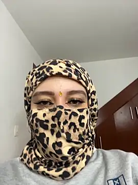 Selena Roa online show from 27, 11, 2025