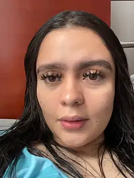 Selena Roa online show from 15, 4, 2026