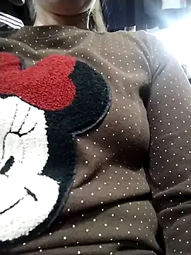 Emili68 online show from 23, 2, 2026