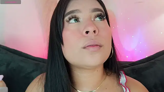 Snapshot of mia_roux1 chatting on 12, 7, 2026 mia roux1 online show from 12, 7, 2026