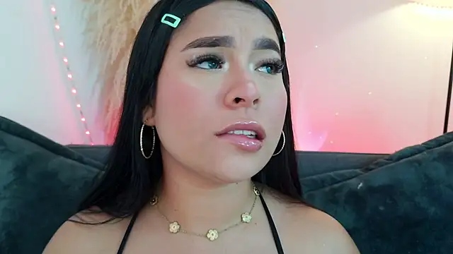 mia roux1 online show from 11, 4, 2026