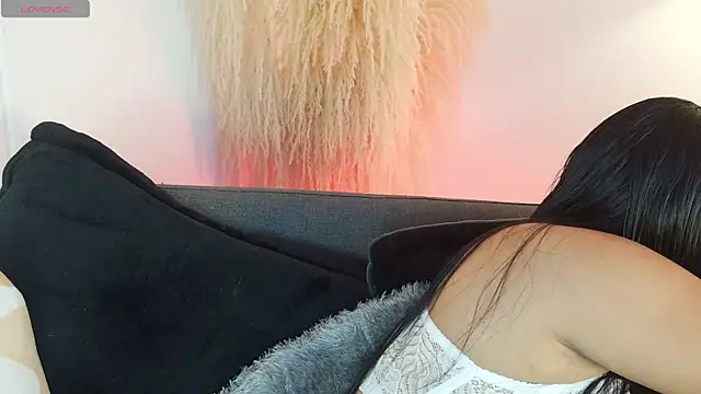 Snapshot of mia_roux1 chatting on 20, 7, 2026 mia roux1 online show from 20, 7, 2026