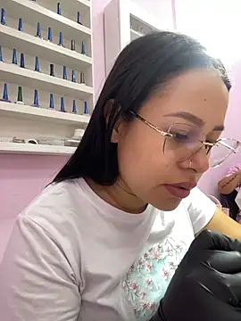 PaulaCruz01 online show from 4, 11, 2025