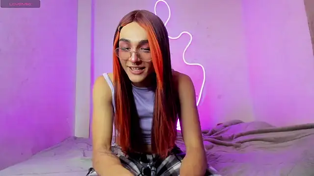 Mika  velvet online show from 1, 11, 2025