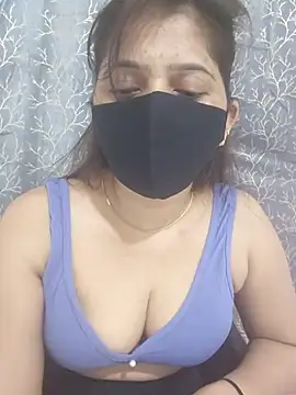 Snapshot of Bengoli_couple chatting on 1, 12, 2025 Bengoli couple online show from 1, 12, 2025