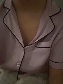 Gia Atkinson online show from 23, 10, 2025