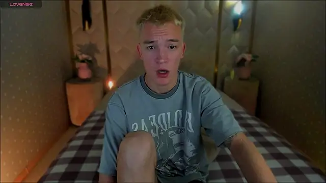 Derek Banville online show from 19, 12, 2025