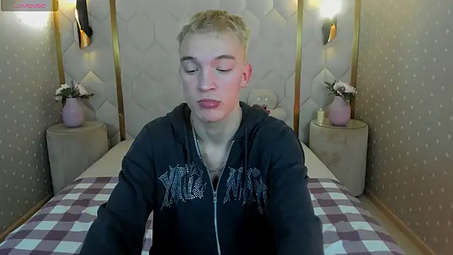 Derek Banville online show from 22, 12, 2025