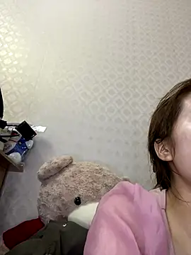 kitty-20x online show from 15, 12, 2025