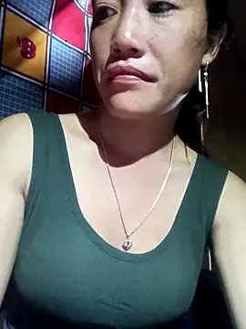 Snapshot of Phantamay chatting on 14, 11, 2025 Phantamay online show from 14, 11, 2025