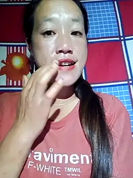 Snapshot of Phantamay chatting on 10, 11, 2025 Phantamay online show from 10, 11, 2025