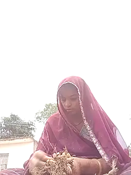 Poonam cute online show from 31, 10, 2025