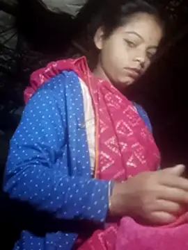 Poonam cute online show from 4, 12, 2025