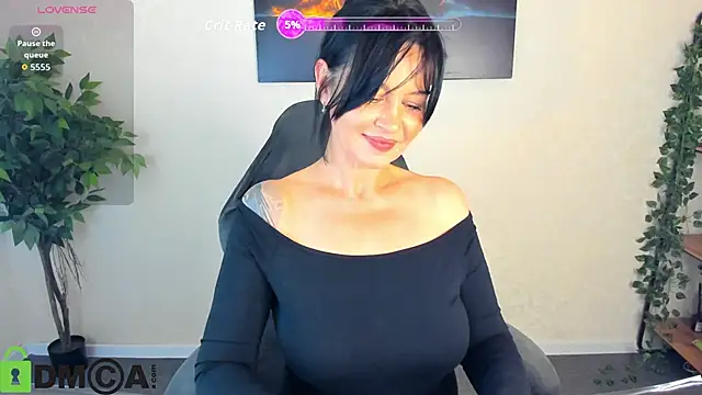 Snapshot of Sara_Devills chatting on 7, 6, 2026 Sara Devills online show from 7, 6, 2026