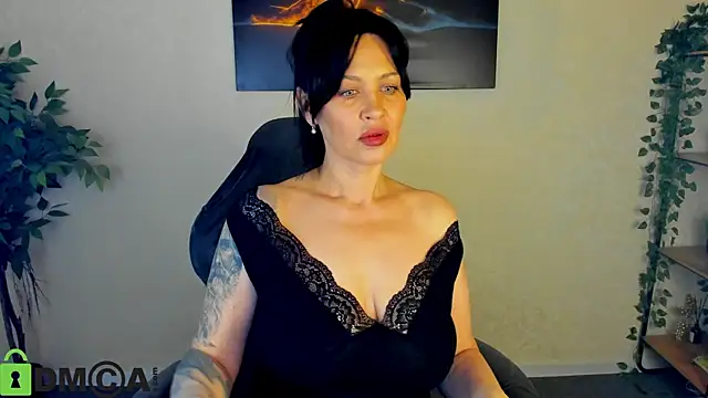 Sara Devills online show from 2, 5, 2026