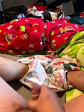 fortheloveofheels74 online show from 9, 11, 2025